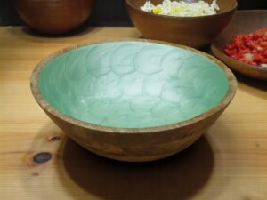Woodino Mango Wood Salad Bowl with Inner Resin Art – Mother of Pearl Look – Decorative Serving Bowl for Dry Items, Snacks, Fruits – Handcrafted with Epoxy Clear Layer (9x3 Inch - green)