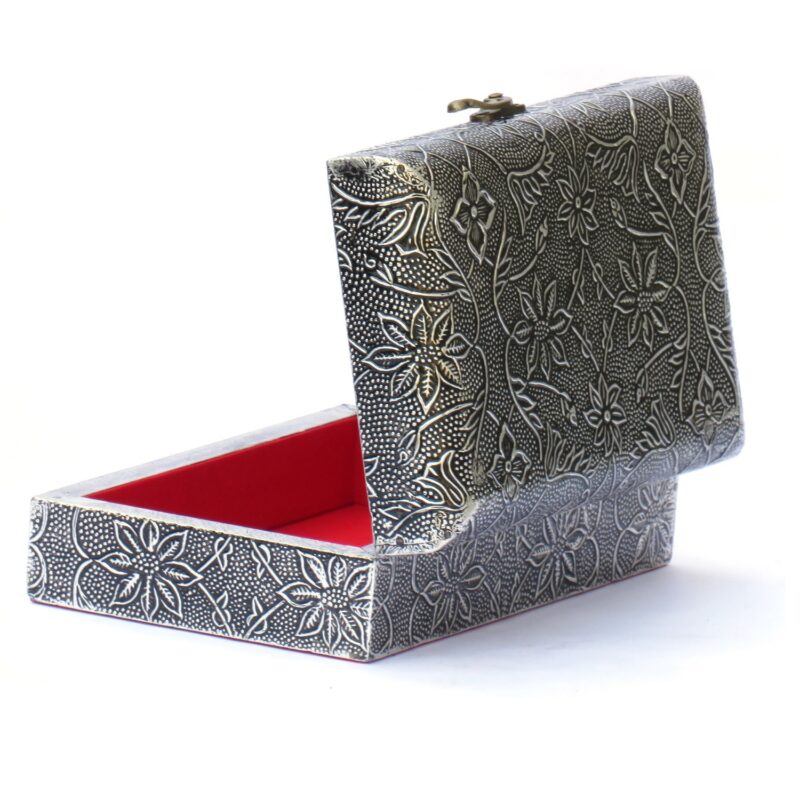 Woodino Woodino Silver Covered MDF Jewellery Box – 8x5 Inch Oxidised Metal Patra Work Organizer with Lock